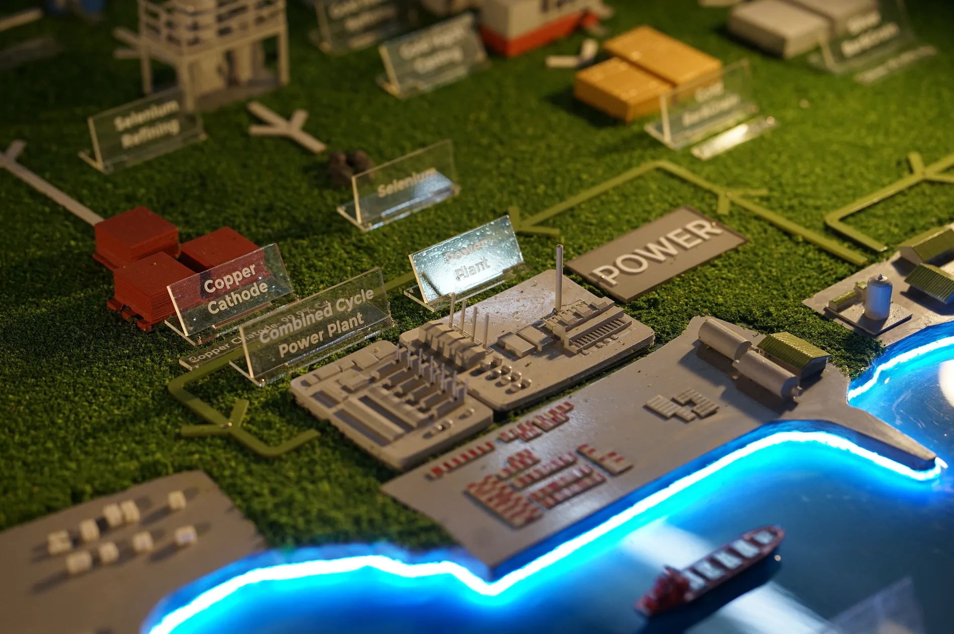 AMMAN mining coastal process maket with illuminated water