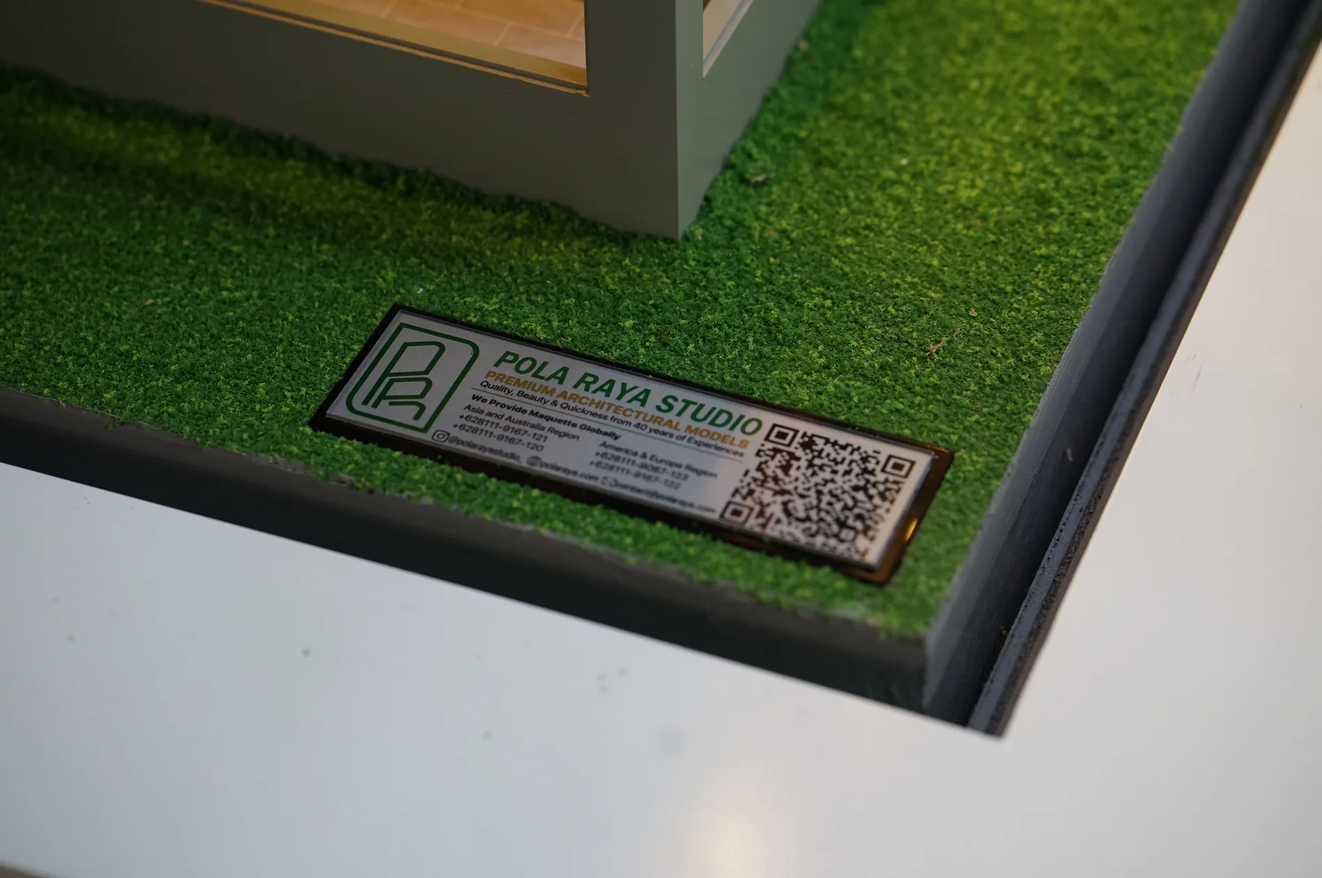 Citra Serang maket project nameplate and model edge