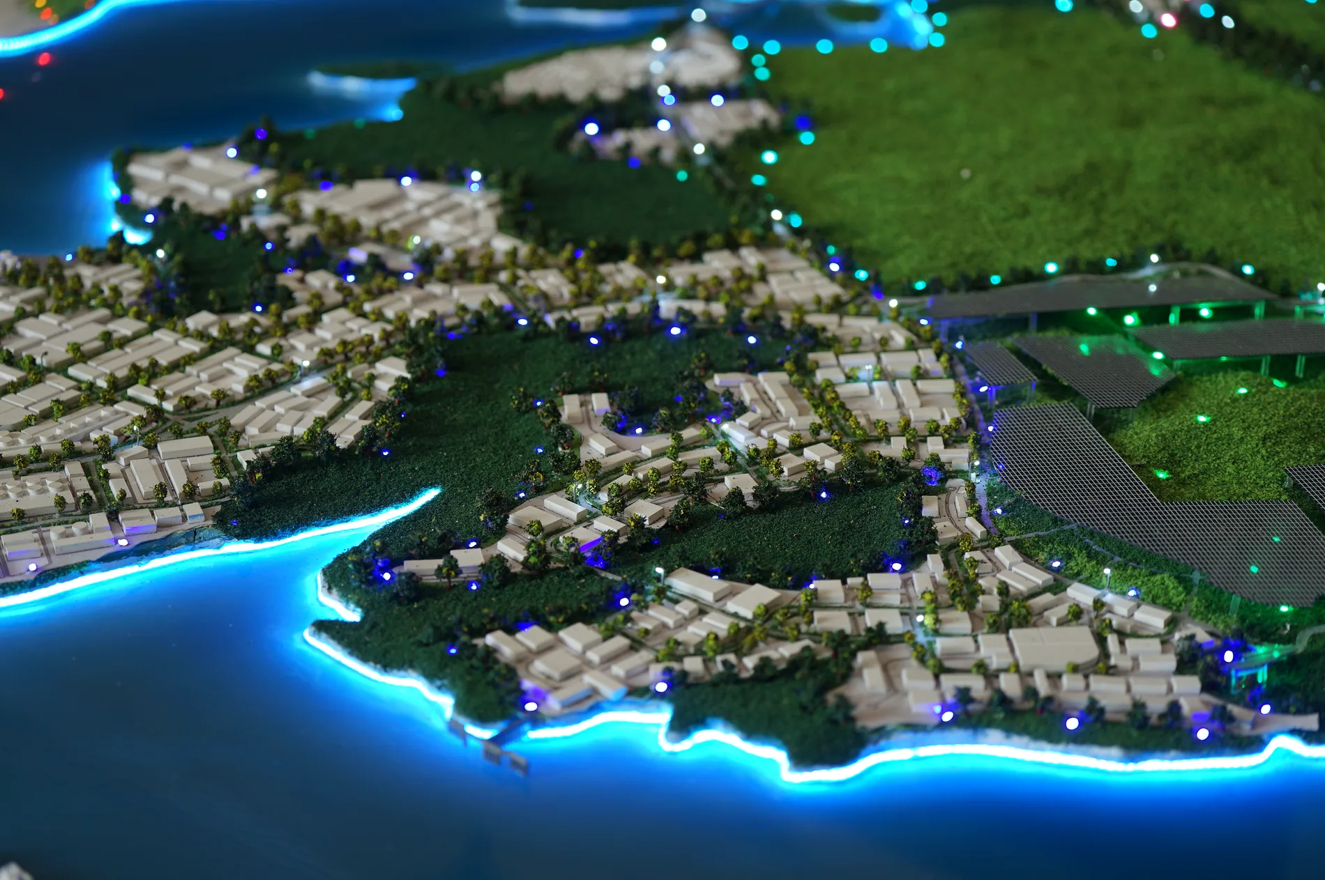 Rempang illuminated island masterplan maket by Pola Raya Studio