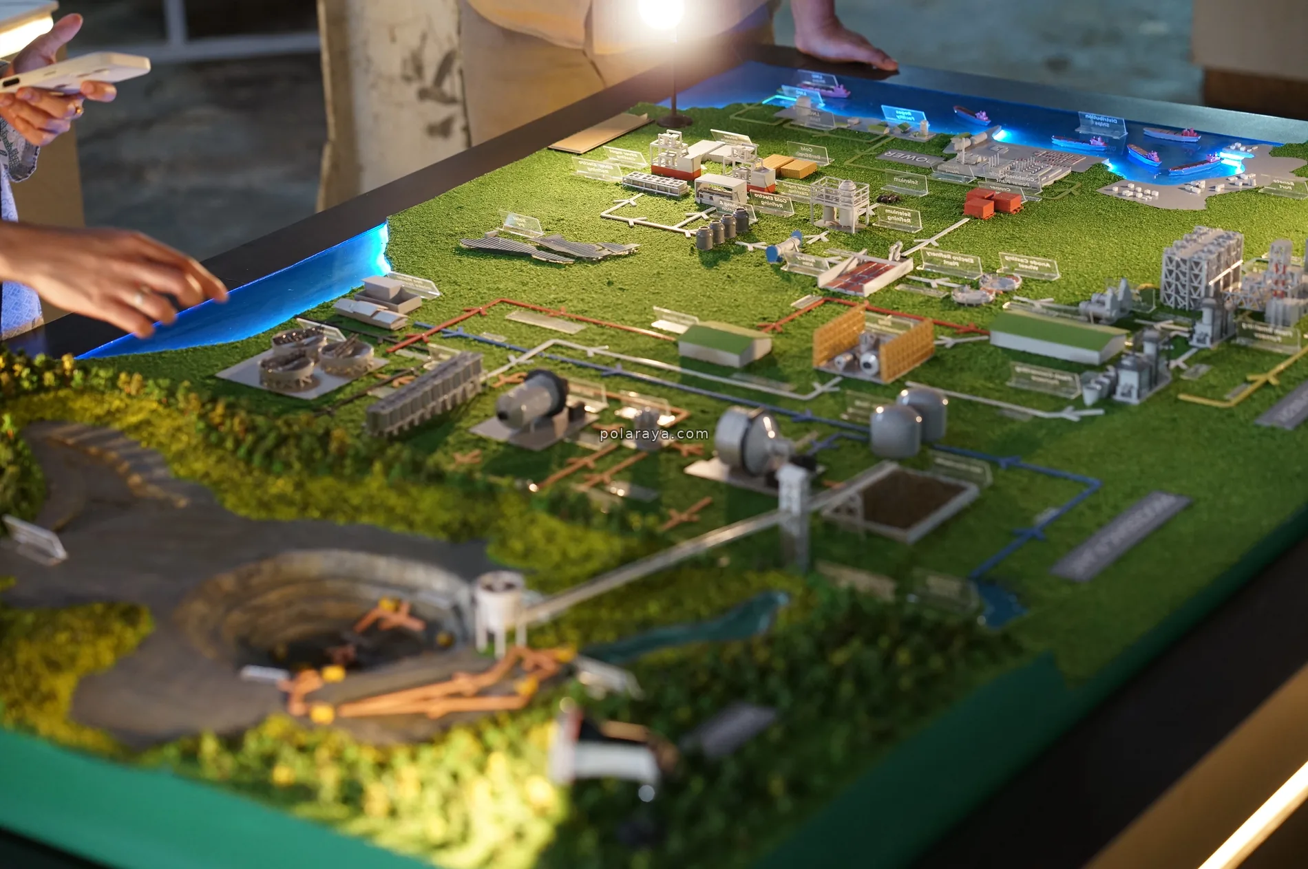 Amman Mineral industrial maquette process detail